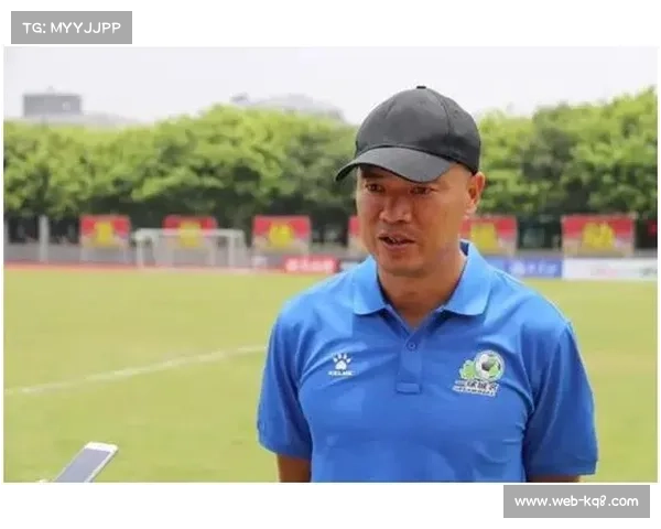 帕尔马任命30岁古埃斯塔为新帅，学院派教练精通六国语言